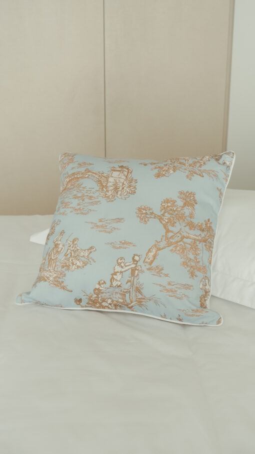 Almohadón Toile de Jouy con Vivo