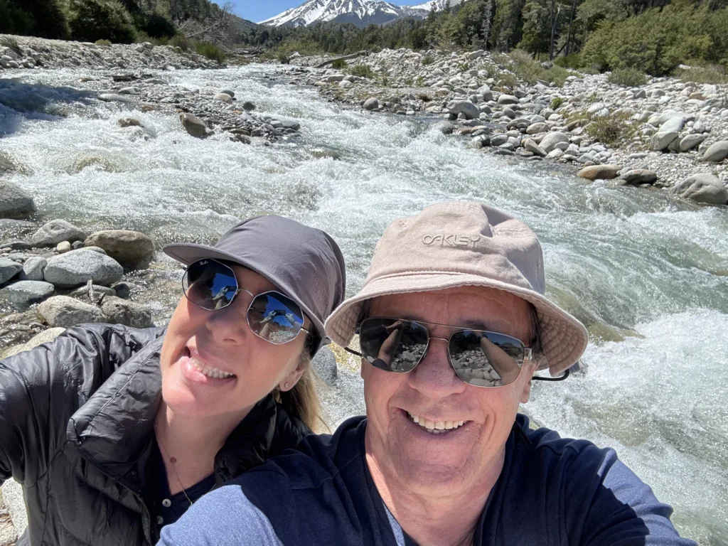 Melissa junto a su marido, por quien decidió cambiar de vida por completo