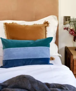 Almohadón de Terciopelo con Tussor Tres Colores